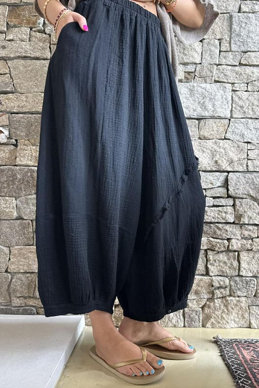Tasha Cushion Cotton Driftwood Bloom Pant Black